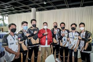 Menparekraf Piala Presiden Esports 2021