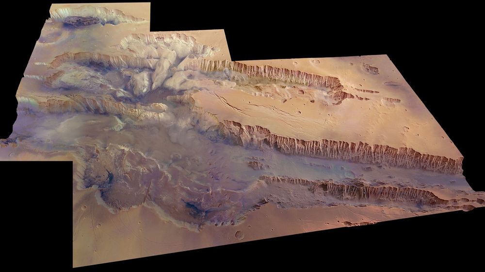 valles-marineris-pillars.jpg