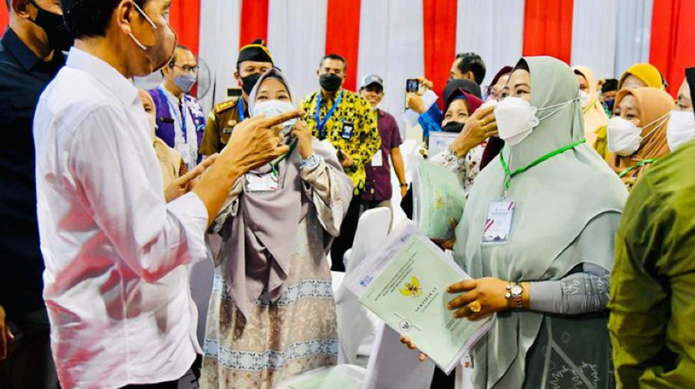 Hindari Konflik Lahan, Jokowi Telah Bagikan 25 Juta Sertifikat Tanah kepada Masyarakat.jpg