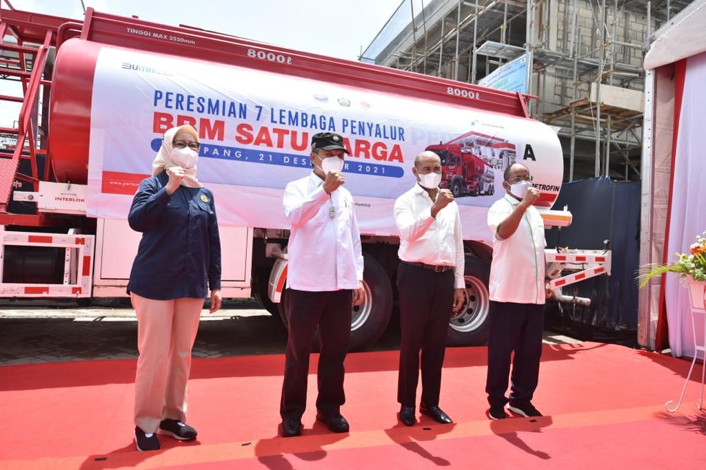 Peresmian tujuh lembaga penyalur BBM Satu Harga di wilayah Nusa Tenggara Timur