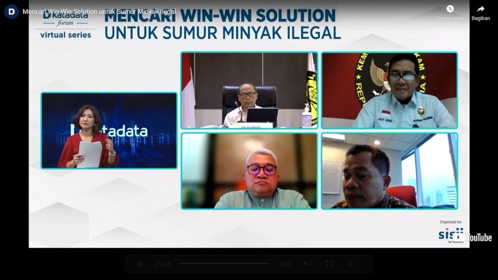 Forum Virtual Series 'Mencari Win-Win Solution untuk Sumur Minyak Ilegal'.