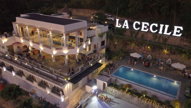 Selain View yang Menakjubkan, La Cecile Hotel & Cafe Juga Punya Makanan Khas Tradisional