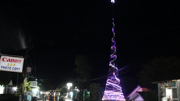 Perihal Pohon Natal Terbesar di Kota Larantuka, Begini Kata Warga