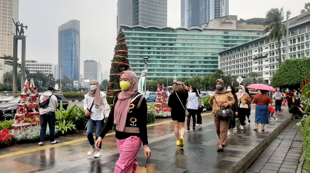 Ornamen Natal Hiasi Jakarta .jpg