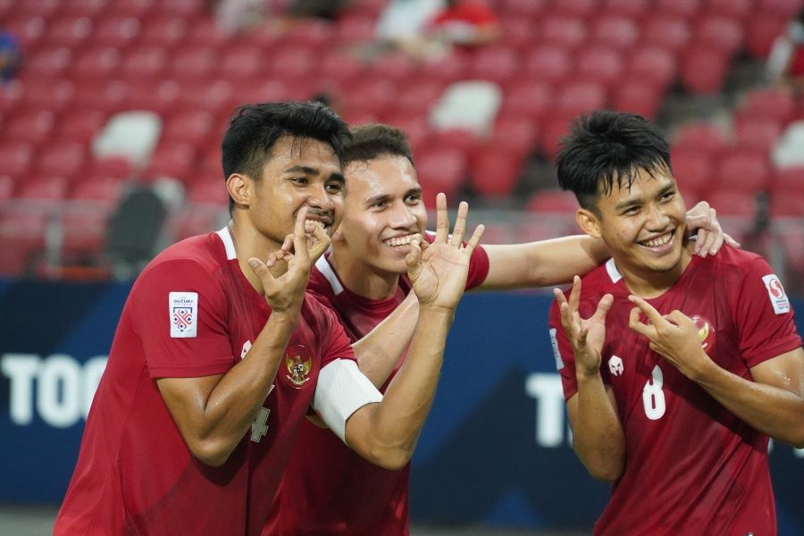 Timnas Indonesia saat menghadapi Singapura di Seminfinal Piala AFF 2020