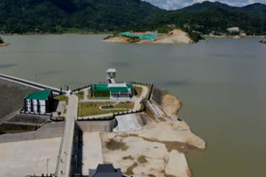 Tutup Buku 2021, Jokowi Resmikan Bendungan Pidekso di Wonogiri Rp772 Miliar.jpg