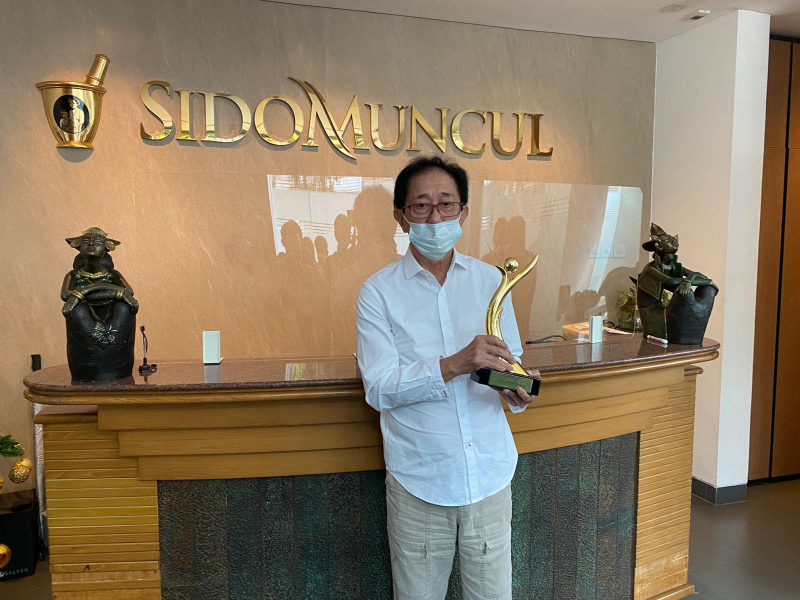 Sido meraih penghargaan PROPER dengan peredikat peringkat emas periode tahun 2021 dari Kementerian Lingkungan Hidup dan Kehutanan