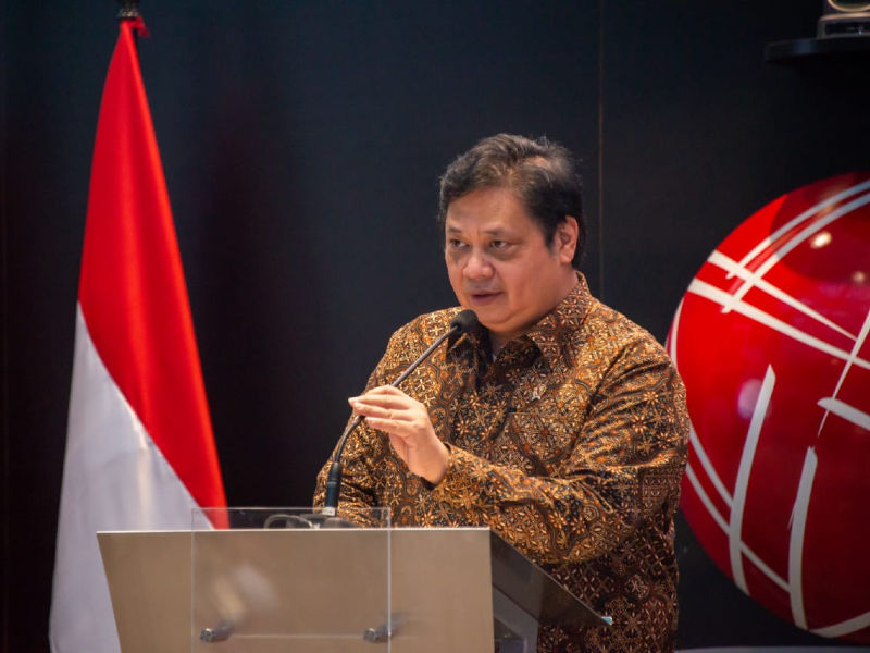 Menteri Koordinator Bidang Perekonomian Airlangga Hartarto memberikan sambutan dalam acara Penutupan Perdagangan Bursa Efek Indonesia (BEI) Tahun 2021, di Jakarta, Kamis, 30 Desember 2021.