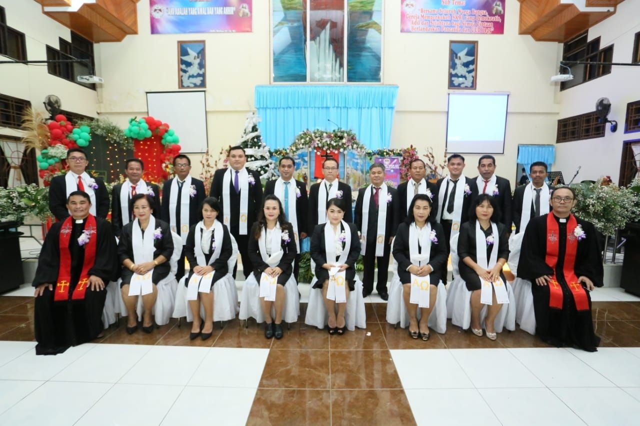 Pelayan Khusus Jemaat GMIM Galilea. (Foto:Istimewa)