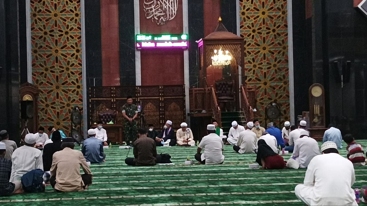  Dzikir dan Istighosah bersama di Masjid At-Taqwa 