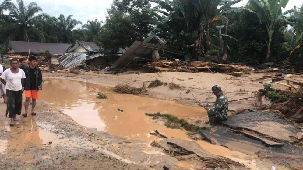 Banjir bandang melanda Kabupaten Palas