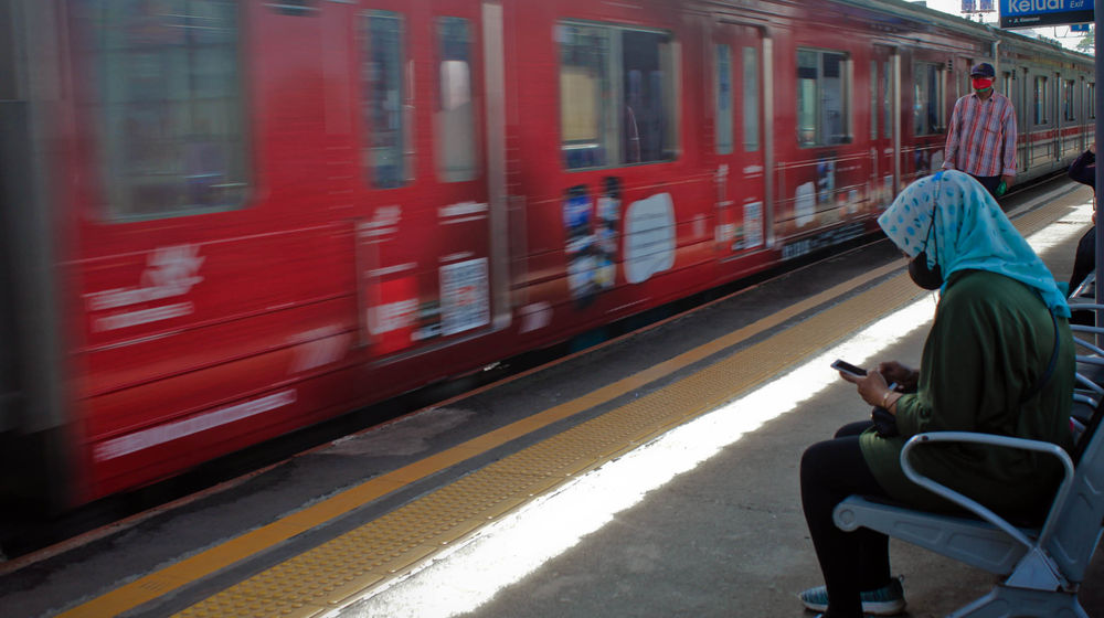 Jumlah Penumpang Commuter Menurun - Panji 6.jpg