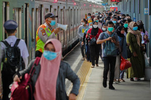 Jumlah Penumpang Commuter Menurun - Panji 1.jpg