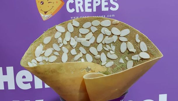 Hadir di MBK, Candy Crepes Camilan Manis Super Crunchy