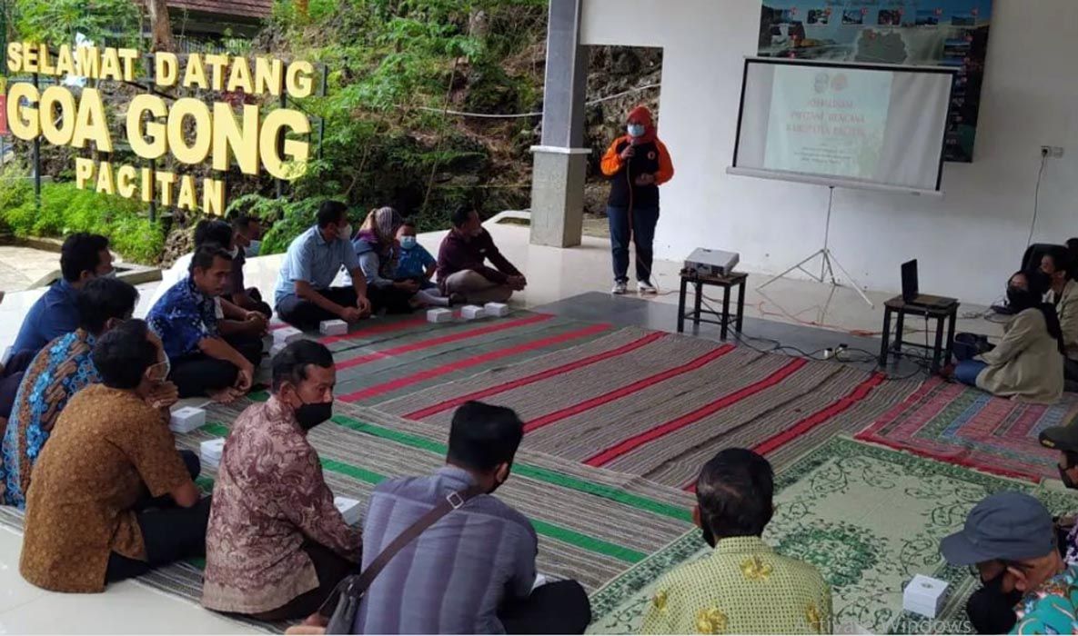 Pelatihan penanggulangan bencana di Desa Bromo