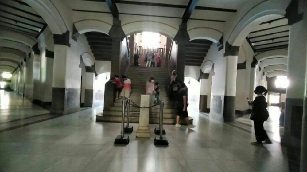 13 jan lawang sewu.jpg
