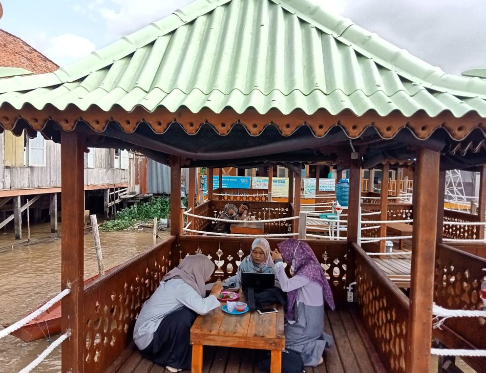 Nikmati makanan bingen dengan suasana berbeeda