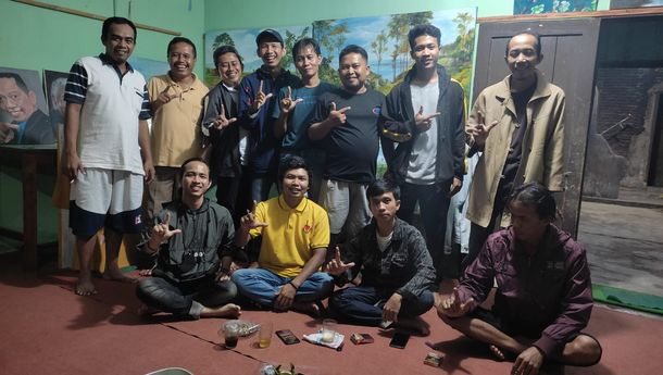 FKPPIB Ajak Seniman Desa Waygalih Ciptakan Pasar Karya Seni