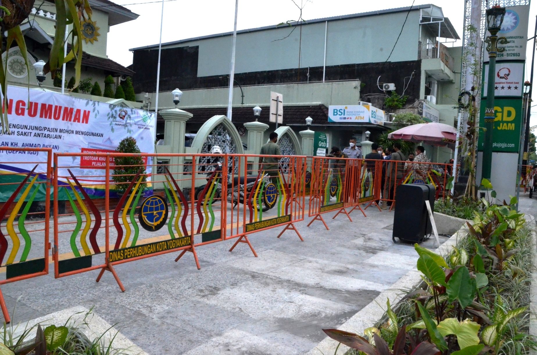 Trotoar di depan RS PKU Muhammadiyah Yogyakarta akan kembali difungsikan sebagai pedestrian.