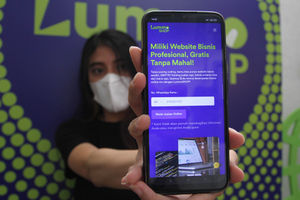 Rebranding TOKKO - Panji 2.jpg