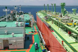 Bidik Penerimaan Rp606 Miliar, Bea Cukai Kawal Impor Gas Pertamina STS Kalbut.jpg