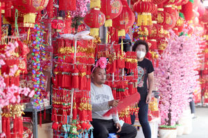 Pernak pernik Imlek .jpg