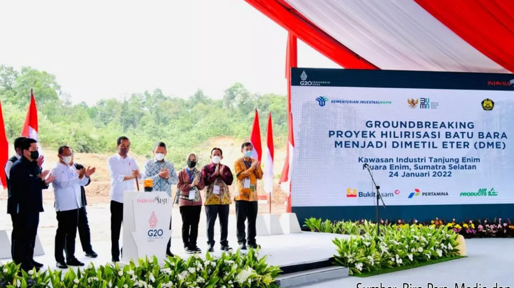Presiden Jokowi resmikan proyek hilirisasi batu bara