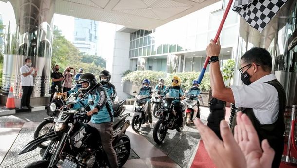 Bangkitkan Ekonomi dan Lapangan Kerja, Menparekraf Lepas Geber Komunitas Srikandi Wonderful Ride