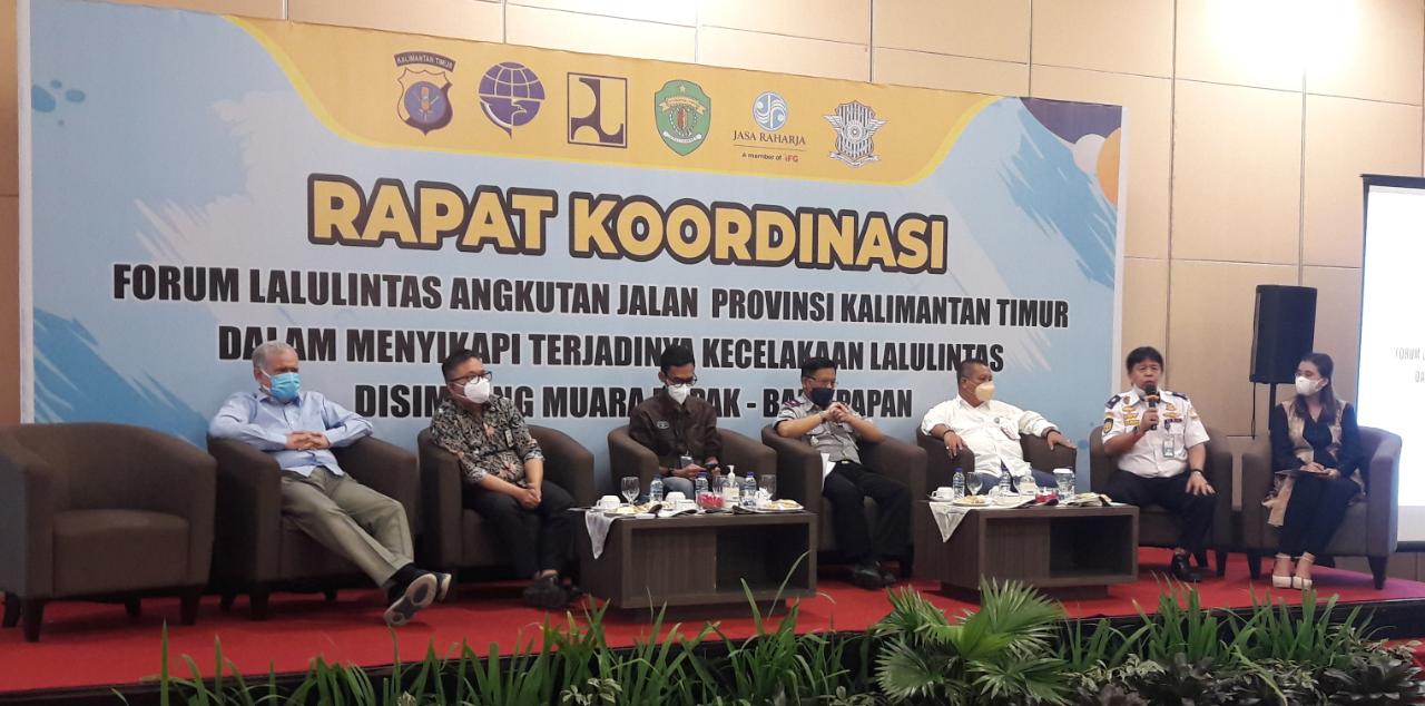 Rakor Forum Lalu Lintas Angkutan Jalan Provinsi Kaltim menyikapi kecelakaan simpang Muara Rapak Kota Balikpapan, Rabu (26/1/2022)