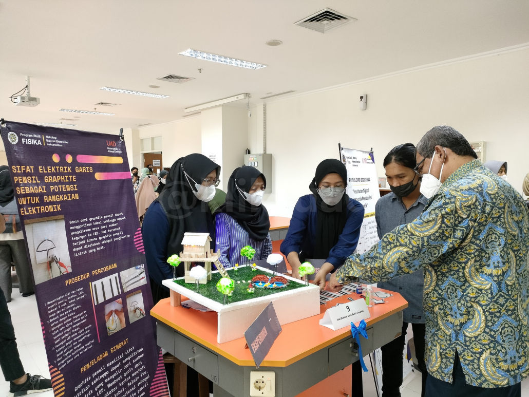 Universitas Ahmad Dahlan Selenggarakan Physics Expo & Competition 2022