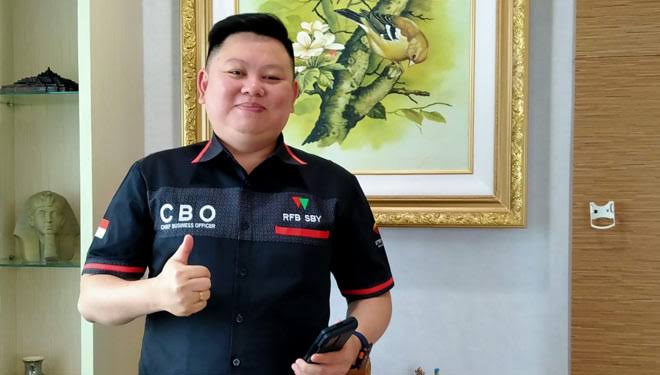 Chief Business Officer (CBO) Rifan Financindo Berjangka Surabaya, Leonardo.