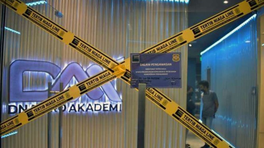 Penertiban robot trading ilegal