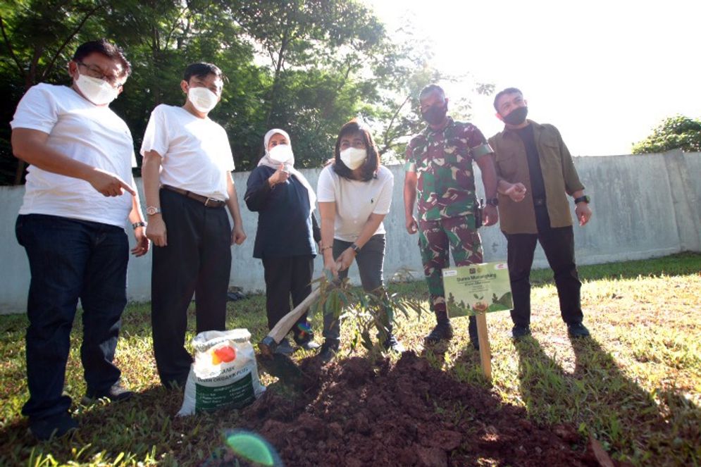 PT Federal International Finance (FIFGROUP) salah satu anak perusahaan PT Astra International Tbk yang juga bagian dari Astra Financial, mengadakan kegiatan Hijaukan Bumi “Tanam 33.000 Pohon Sepanjang 2022 se-Indonesia”