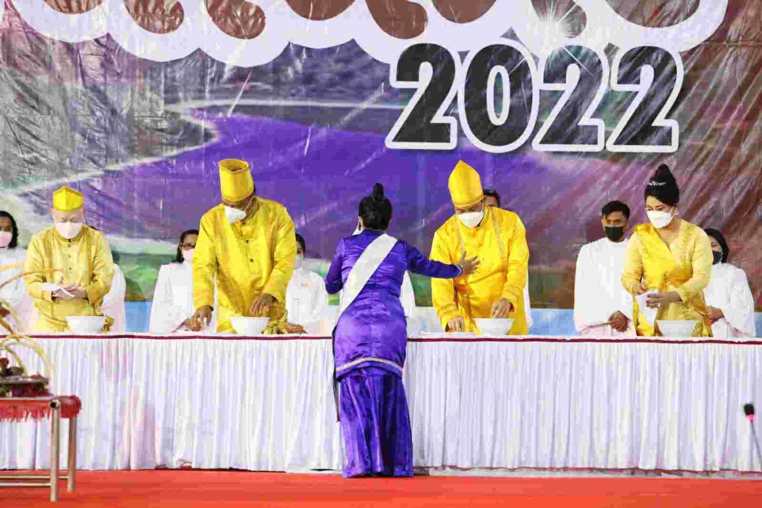 Acara adat Tulude. (Foto:Istimewa)