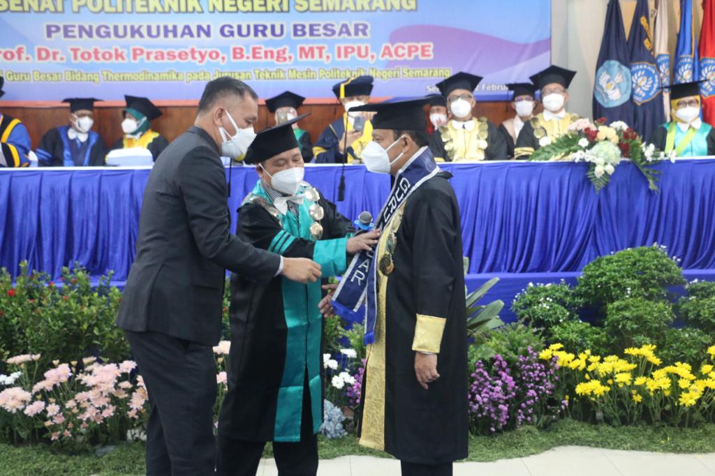 Kemendikbudristek Kukuhkan Guru Besar Ilmu Thermodinamika Politeknik Negeri Semarang
