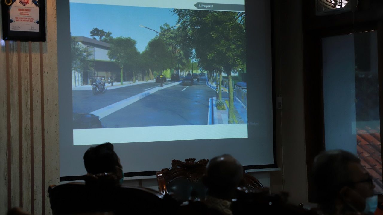 Pemaparan rencana pembangunan pedestrian di Ruang Kerja Bupati Bantul, Kamis (3/2/2022).