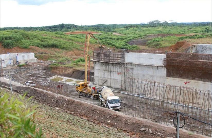 pembangunan Waduk Multiguna Sepaku Semoi 