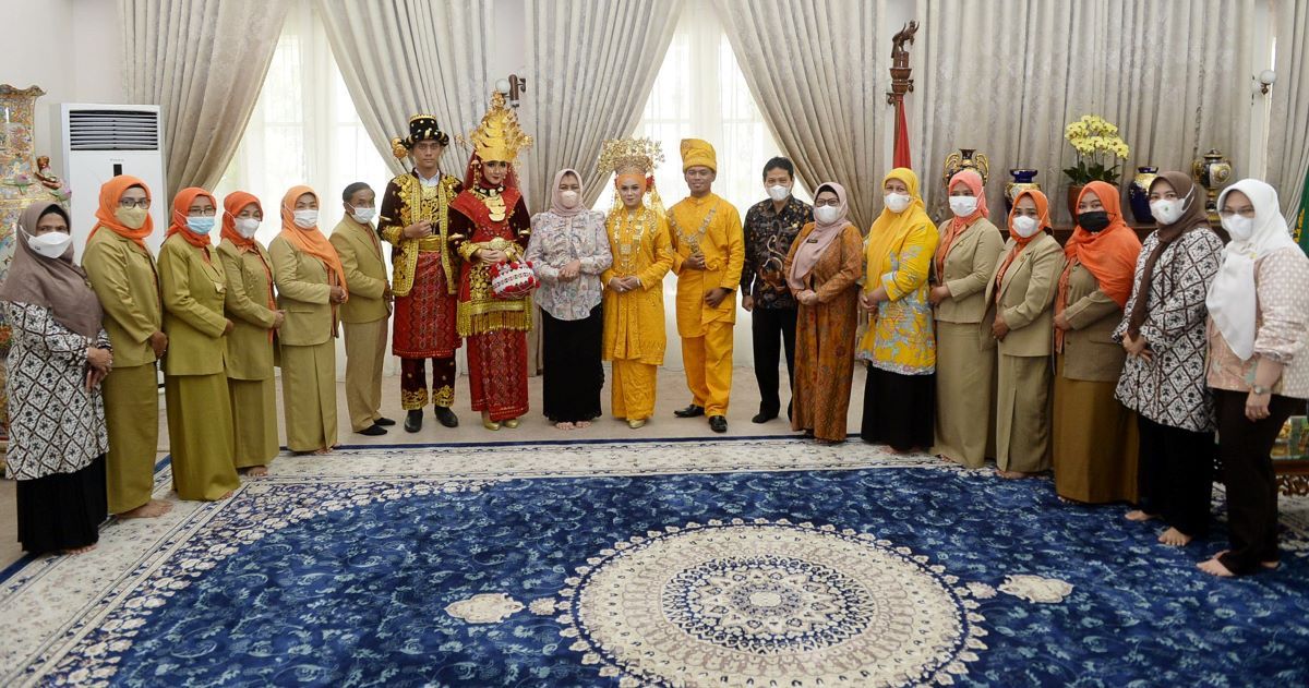 Ketua TP PKK Sumut Nawal Lubis menerima audiensi DPD HARPI Melati Sumut di rumah dinas gubernur 