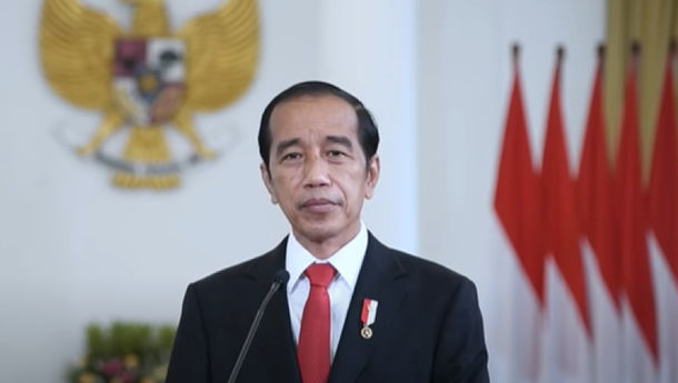 Jokowi Sebut BLT dan Subsidi Tak Mempan Turunkan Harga Minyak Goreng lantaran Ada Permainan