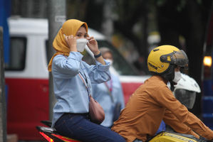 Ilustrasi Buruh Pabrik - Panji 7.jpg