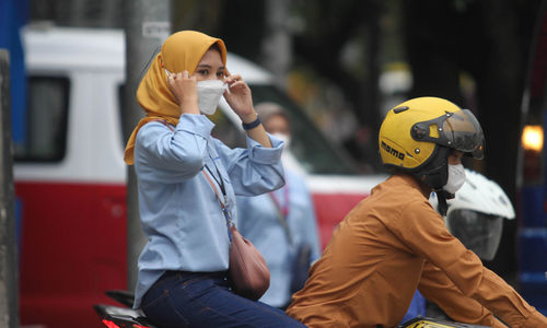 Ilustrasi Buruh Pabrik - Panji 7.jpg