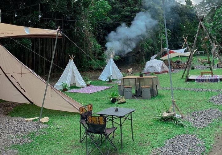 Camp Coffee & Nature, tempat asyik untuk nongkrong dan camping.