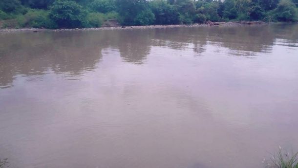 Sungai Wae Mese di Manggari Barat Ini Meluap, Aktivitas Masyarakat Berhenti Seketika