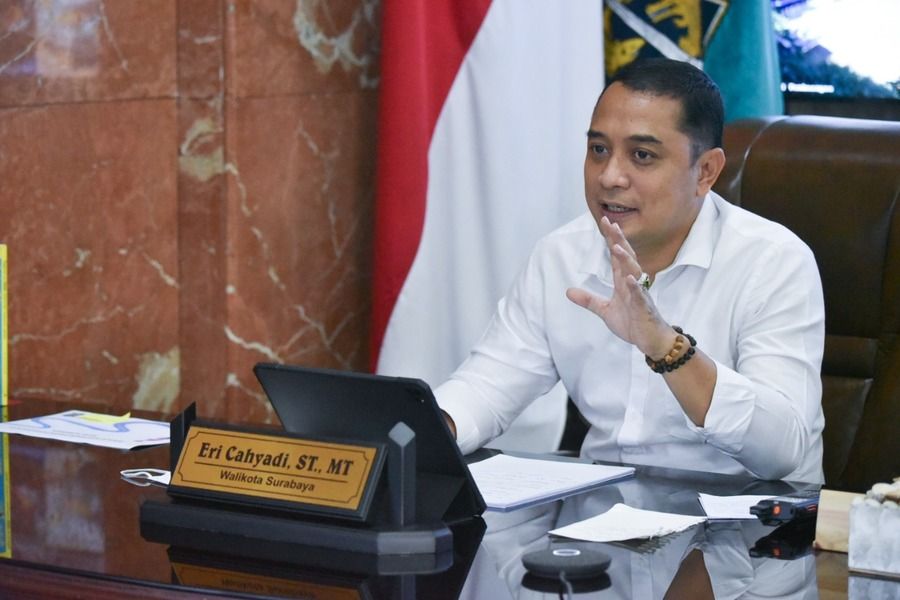 Wali Kota Surabaya Janjikan Tak Ada Penggusuran PKL di Masa Pandemi