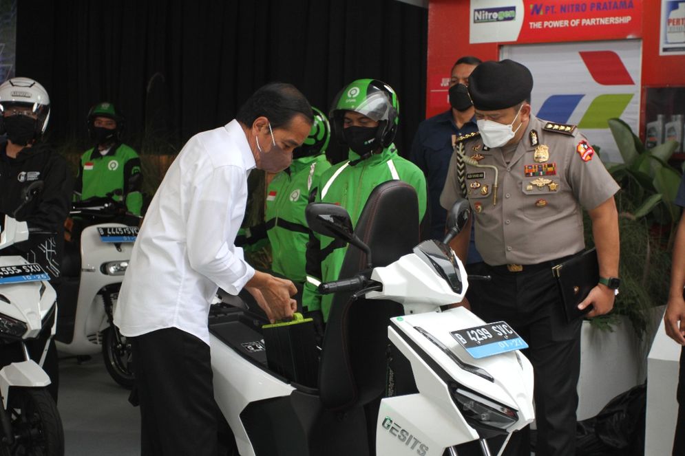 Jokowi Apresiasi kolaborasi Electrum, Pertamina dan Gogoro serta Gesiist Kembangkan ekosistem kendaraan listrik 