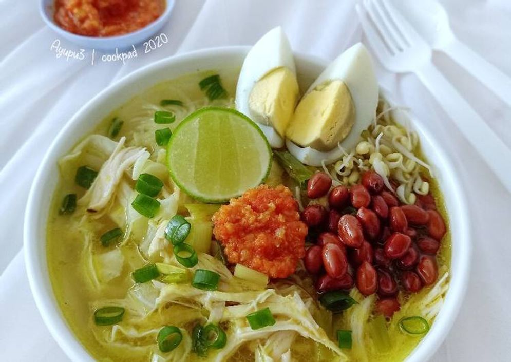 soto-ayam-khas-pacitan-foto-resep-utama.jpg