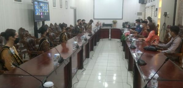DPRD Balikpapan menerima kunjungan calon Duta Manuntung Balikpapan, Kamis (24/2/2022)