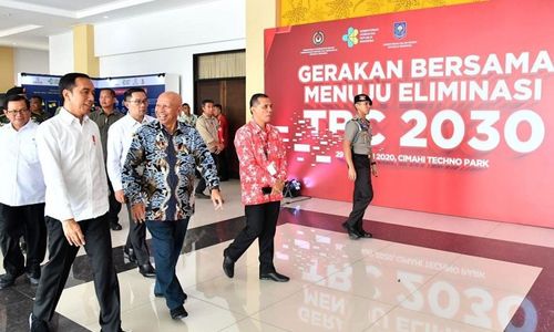 Arifin-Panigoro.jpg