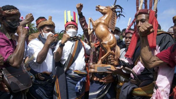 Moeldoko Buka Festival Pasola di Kodi, Sumba Barat Daya