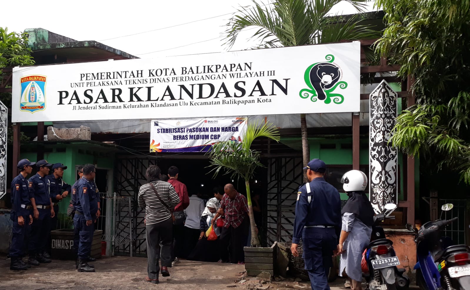 Dok Pasar Klandasan diambil sebelum pandemi